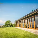 Panoramic Cetatuie Pensión